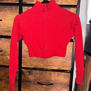 Red Long sleeveed zip up top, xxs